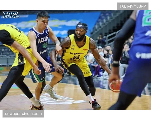 观察：四月一周双赛强度下，各队首发阵容平均年龄呈下降态势